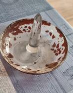 Juwelenpotje, Ophalen