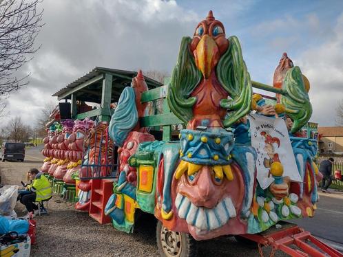polyester carnavalswagen, Hobby en Vrije tijd, Feestartikelen | Verhuur, Gebruikt, Ophalen of Verzenden