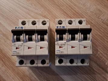 2 automaten EATON FAZ-C32/3, Enlèvement ou Envoi, Utilisé