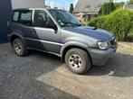 Nissan terrano 2, Autos, Nissan, Argent ou Gris, Achat, Boîte manuelle, Noir