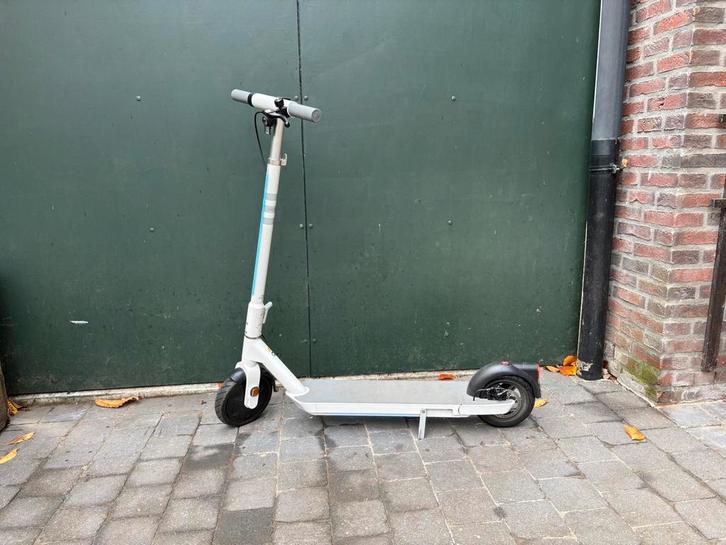 OKAI ES10 electric step wit, Fietsen en Brommers, Steps, Zo goed als nieuw, Ophalen