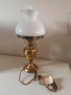 Antieke koperen/ messing olielamp ( electrisch), Huis en Inrichting, Ophalen, Gebruikt, Antiek/ brocant / vintage, Glas