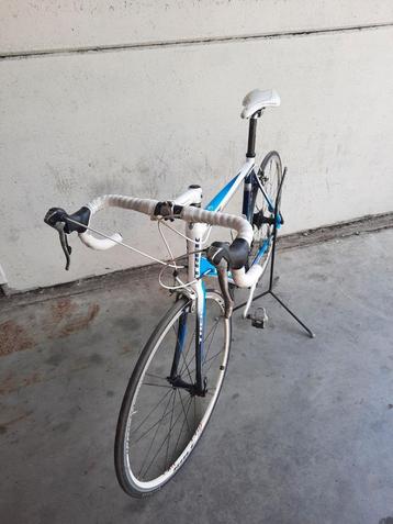 Trek Koersfiets Racefiets met Ultegra beschikbaar voor biedingen