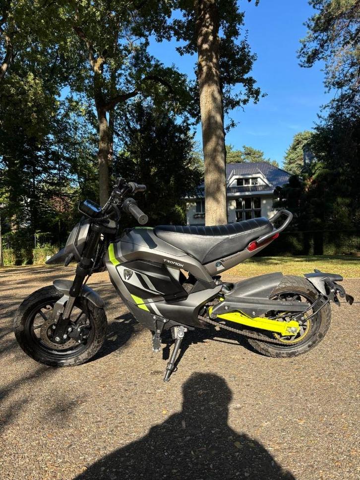 Tromox Mino B - BTW brommer - zo goed als nieuw, Fietsen en Brommers, Brommers | Overige merken, Zo goed als nieuw, Klasse B (45 km/u)