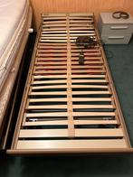 2 lits avec sommiers électriques Swissflex 90x200, Enlèvement, Comme neuf, Matelas