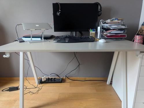 IKEA TROTTEN bureau — 140x80 cm — Zo goed als nieuw!, Huis en Inrichting, Bureaus, Zo goed als nieuw, Bureau, Ophalen