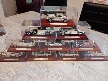 Model auto's zilverkleurige 24 stuks. beschikbaar voor biedingen