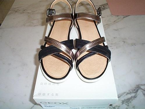Prachtige sandalen GEOX RESPIRA 37/38 NP € 90, Kleding | Dames, Schoenen, Nieuw, Sandalen of Muiltjes, Zwart, Ophalen of Verzenden