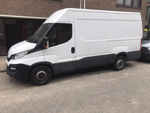 Iveco Daily  - 2017 - euro 6 - 100.000 km - moet snel weg!, Auto's, Bestelwagens en Lichte vracht, Particulier, Iveco, Diesel