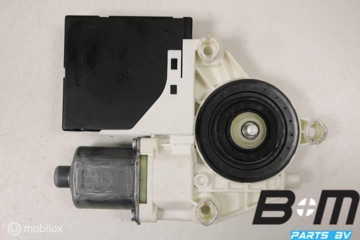 Raammotor RV (bijrijderskant) VW Tiguan 5N, Auto-onderdelen, Interieur en Bekleding, Gebruikt