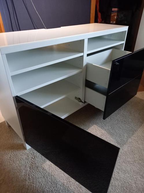 Ikea Besta TV kast 120 cm, Huis en Inrichting, Kasten |Televisiemeubels, Gebruikt, Minder dan 100 cm, 100 tot 150 cm, 25 tot 50 cm