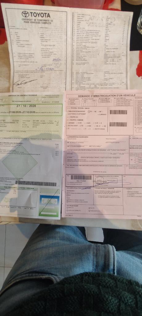 Toyota, Autos, Toyota, Particulier, Yaris, Airbags, Verrouillage central, Vitres électriques, Capteur de stationnement, Diesel