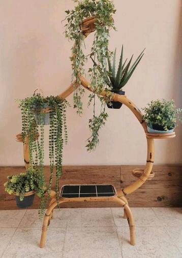 Vintage Plantenstaander  beschikbaar voor biedingen