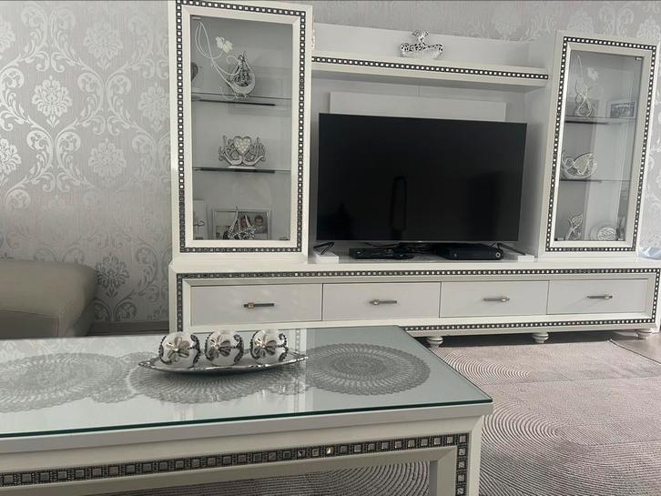 Woonkamer set )salontafel, tvkast, eettafel met 4 stoelen), Huis en Inrichting, Complete inboedels, Ophalen