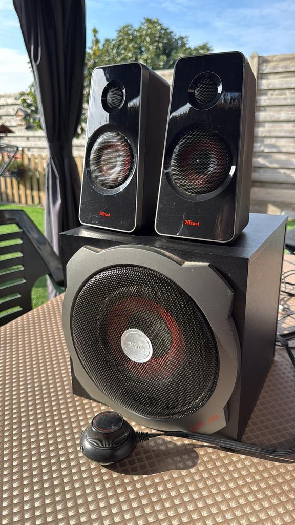 Geluidsinstallatie pc of laptop, Audio, Tv en Foto, Luidsprekerboxen, Zo goed als nieuw, Ophalen