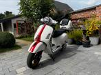 Vespa GTS 300 Racing Sixties, Motoren, Scooter, Particulier, 278 cc, 12 t/m 35 kW