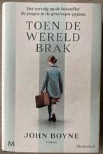 John Boyne - Toen de wereld brak, Boeken, Ophalen of Verzenden, Zo goed als nieuw, John Boyne