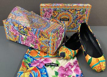Dolce & Gabbana Ballerinas beschikbaar voor biedingen