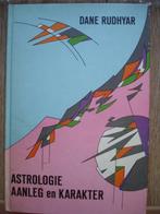 Astrologie Aanleg en Karakter, Boeken, Gelezen, Astrologie, Ophalen of Verzenden, Dane Rudhyar