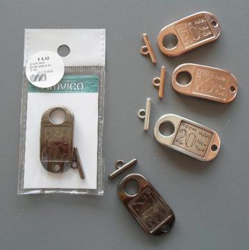 Set van 5 Toogle T-sluitingen „room 20 hotel New York” beschikbaar voor biedingen