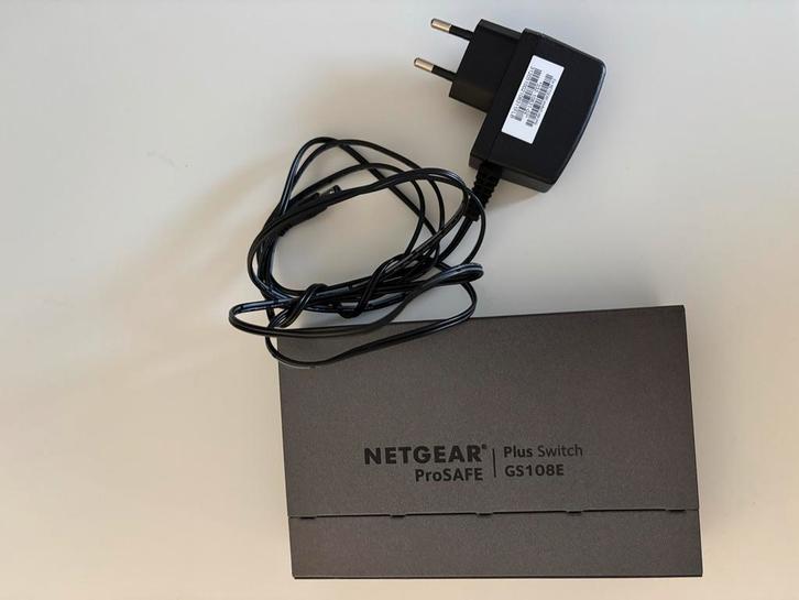 Netgear managed switch, Computers en Software, Netwerk switches, Gebruikt, Ophalen of Verzenden