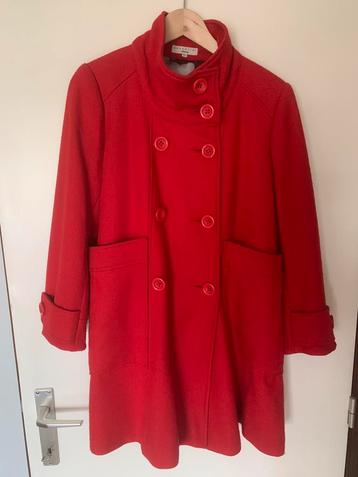 Manteau élégant en laine rouge Essentiel Antwerp taille 42, Enlèvement ou Envoi, Taille 42/44 (L), Rouge