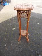 TWEE ROTAN BLOEM STAANDERS, Tuin, Gebruikt, Vierkant, Ophalen of Verzenden