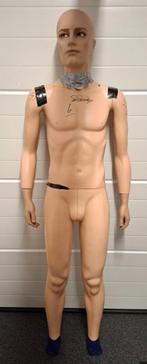 Mooie en realistische mannequin met Pintus-look, Ophalen of Verzenden, Landmacht, Kleding of Schoenen
