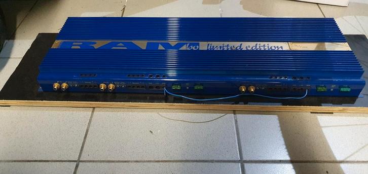 Signat ram-bo versterker + subwoofer, Auto diversen, Autoradio's, Ophalen