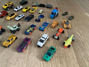 Verzameling speelgoedauto’s – ongeveer 40 stuks beschikbaar voor biedingen
