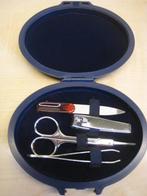 Manicure set : nagelknipper, pincet, schaar, vijl, nieuw !!, Enlèvement ou Envoi