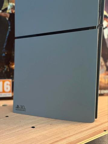  Coque PS5 Édition Limitée - 30e Anniversaire  disponible aux enchères