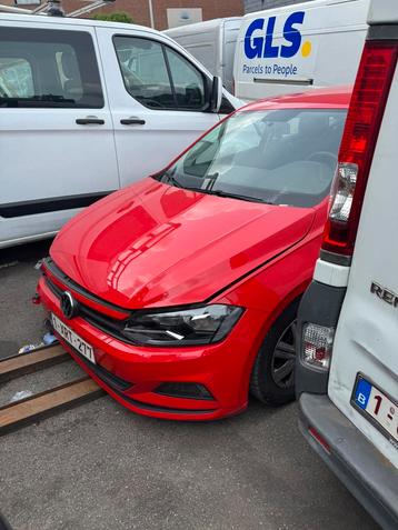 VW polo, Rouge, Enlèvement ou Envoi, Boîte manuelle, Berline