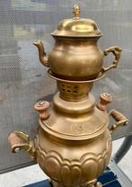 Heel oude kleine samovar, Ophalen