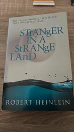 Robert Heinlein - stranger in a strange land, Boeken, Science fiction, Ophalen of Verzenden, Gelezen