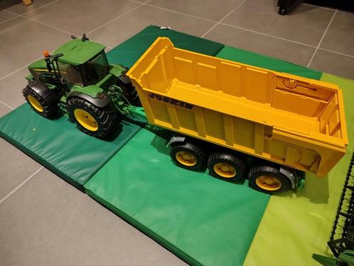 Moissonneuse batteuse & tracteur remorque et camion de pompi, Hobby en Vrije tijd, Modelauto's | 1:32, Zo goed als nieuw, Ophalen of Verzenden