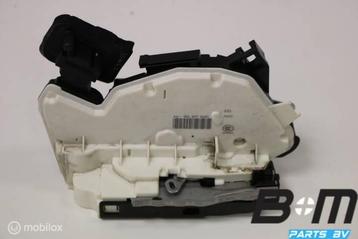 Portierslot RV VW Golf Sportsvan beschikbaar voor biedingen