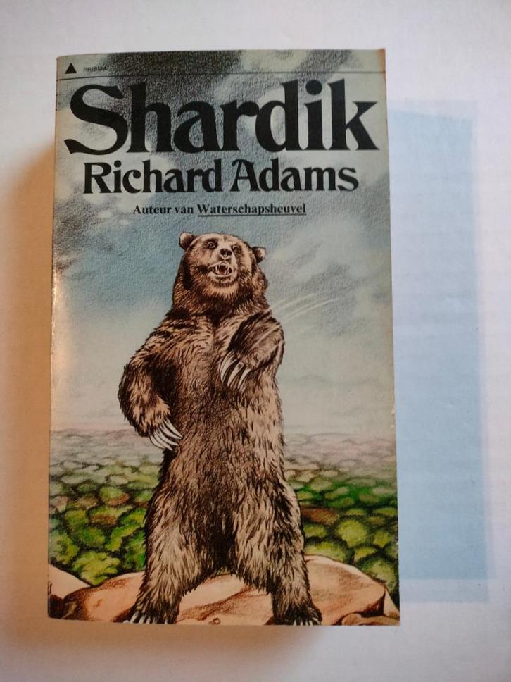 Shardik + waterschapsheuvel + kaart, Boeken, Fantasy, Gelezen, Ophalen of Verzenden