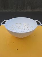 Witte plastieke Vergiet, Huis en Inrichting, Keuken | Potten en Pannen, Ophalen of Verzenden