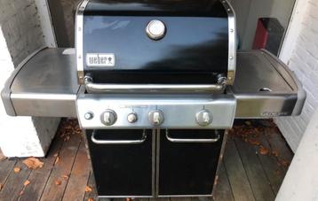 OM MEE TE DOEN: Weber GENESIS BBQ (4 branders) - Moving beschikbaar voor biedingen