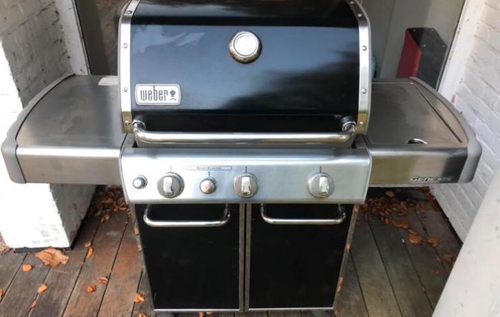 OM MEE TE DOEN: Weber GENESIS BBQ (4 branders) - Moving, Tuin en Terras, Gasbarbecues, Gebruikt, Ophalen of Verzenden