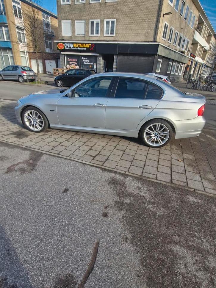 BMW E90 316i 2010, Autos, BMW, Particulier, Enlèvement