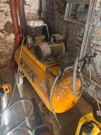Compressor met verschillende tools, Doe-het-zelf en Bouw, Compressors, Ophalen, 800 liter/min of meer, Zo goed als nieuw, Mobiel