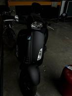 Bromfiets Vespa Piaggo - matzwart, Fietsen en Brommers, Brommers | Vespa, Ophalen, Gebruikt, Overige modellen, 0 versnellingen
