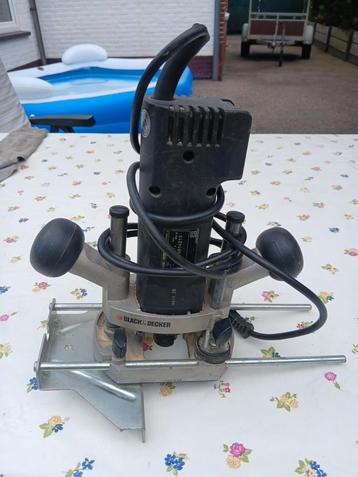 Black & Decker bovenfrees, Électrique, Routeur, Enlèvement, Utilisé