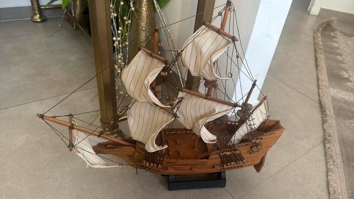 Mooi groot houten schip, zeilboot, Watersport en Boten, Boottrailers, Zo goed als nieuw, Ophalen of Verzenden