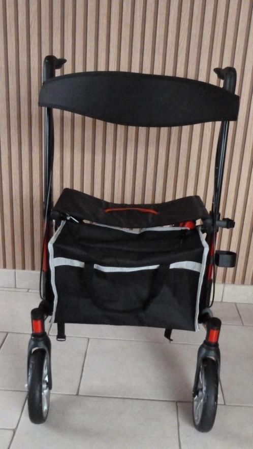 Vermeiren Quava dubbel inklapbare rollator - Rood, Diversen, Rollators, Zo goed als nieuw, Lichtgewicht, Opvouwbaar, Ophalen
