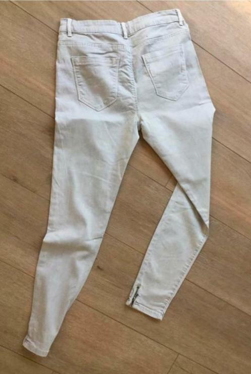 Skinny jeans Lichtgrijze- Pimkie - Maat 36, Kleding | Dames, Spijkerbroeken en Jeans, Zo goed als nieuw, W28 - W29 (confectie 36)