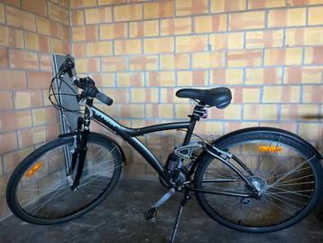 BIJNA NIEUWE SPORTIEVE HERENFIETS PERFECTE STAAT BTWIN  beschikbaar voor biedingen