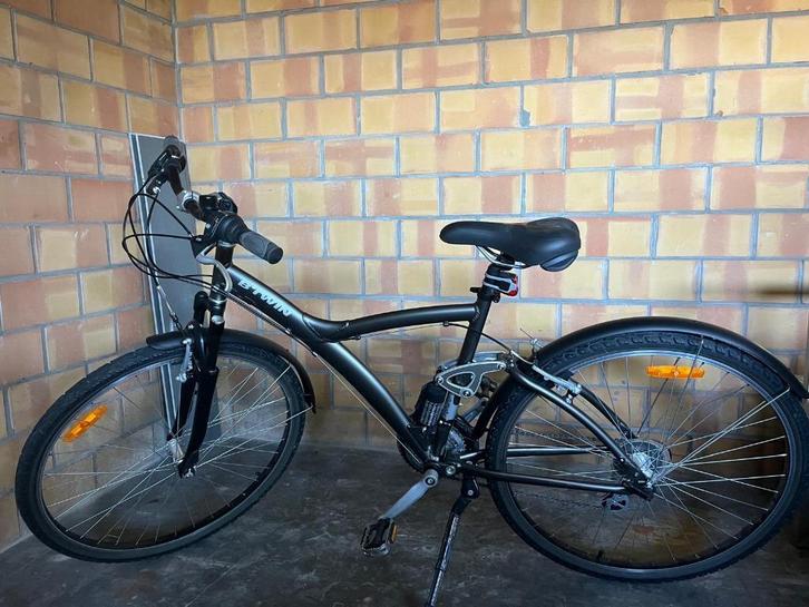 BIJNA NIEUWE SPORTIEVE HERENFIETS PERFECTE STAAT BTWIN, Fietsen en Brommers, Fietsen | Heren | Herenfietsen, Zo goed als nieuw